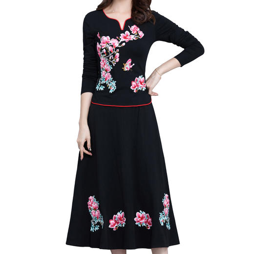 LFJR-TZ8748新品撞色V领复古民族绣花大码两件套 商品图6