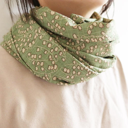 HUGOJIRO薄款长围巾插画小铃兰 商品图1