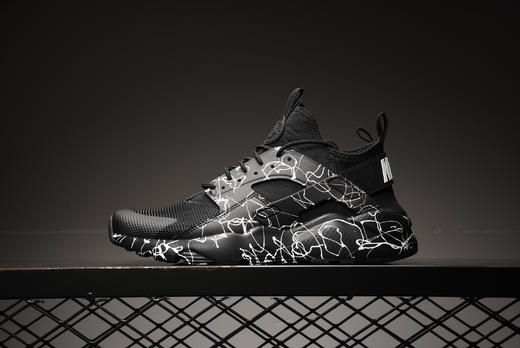 耐克Nike Air Huarache Run Premium 4代华莱士网面 商品图0