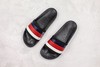 古驰拖鞋 Gucci 古奇 3D印花一字拖鞋 历年经典爆款 夏季时尚潮流爆款 毫无悬念的网红单品 时装周街拍出镜率超高 潮流必备款 百搭 简单易驾驭 高端全套包装  Size：35-45 商品缩略图1