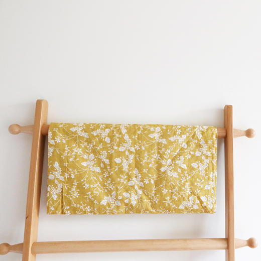 HUJI祤集薄款长围巾插画小花枝 商品图0