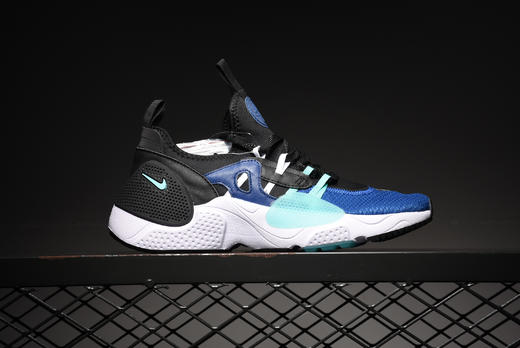 耐克NIKE HUARACHE E.D.G.E. TXT QS  华莱士7代机能跑步鞋 商品图3