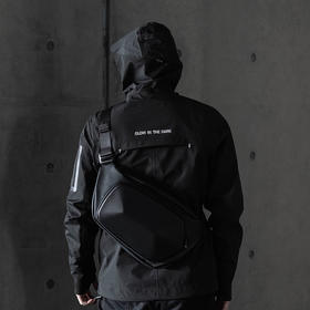 【科学背负方式】Tajezzo探迹者Ninja系列Scutum盾甲斜挎包单肩包背包邮差包iPad包