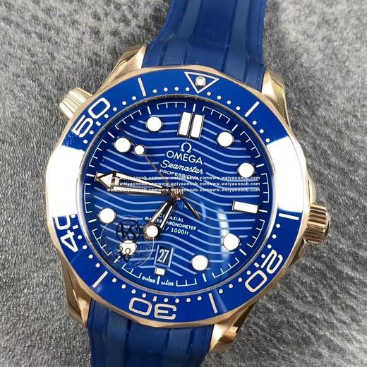 VS首枚尊享版海马300米全玫瑰金蓝盘独家发售！仅300枚～奢华感十足，玫瑰金色细腻拉丝表壳更高质感，更高品位！结合抛光身线越靠近！越沉沦！买海马首选VS 商品图1