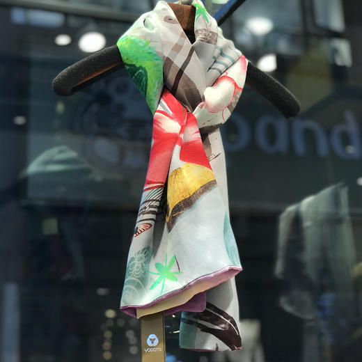 YOPOTA/优品堂“明媚秋色”重磅桑蚕丝缎面盘扣披肩围巾 商品图7