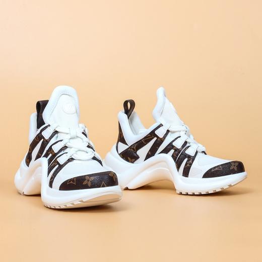 Lv驴牌休闲运动老爹鞋，码数女码35-40 商品图3