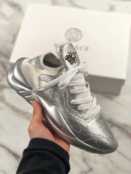 范思哲金头像🤴三本耀司 Y-3 Kaiwa Chunky QASA Sneakers 武士凯瓦系列复古百搭轻量老爹鞋“闪粉漆皮香槟金黑金”VV6688 尺码：38-44 商品图0