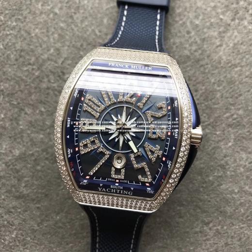 ZF蔚蓝之作——法穆兰MEN'S COLLECTION系列V45游艇腕表优雅、登场。蓝色魅影 扬帆展航！ 【精彩细节】 1.腕表尺寸45毫米。微弧式枕型表壳优雅贴手，表壳由内外八个配件组合一体，精密度 商品图5