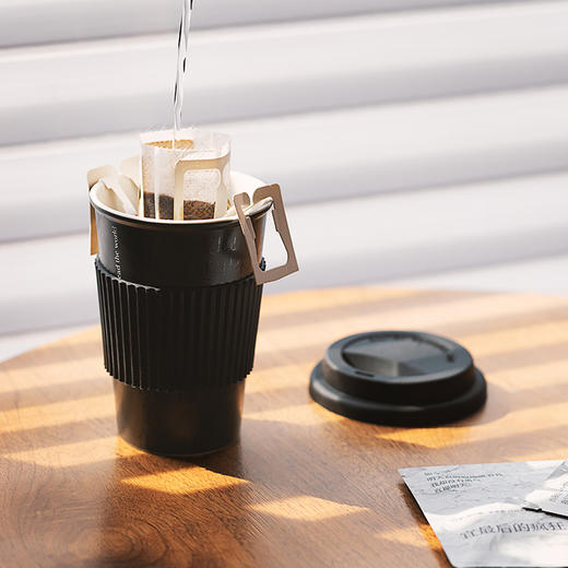 单向空间 OWSPACE 单向陶瓷咖啡杯 保温便携饮水杯
350 ml 商品图3
