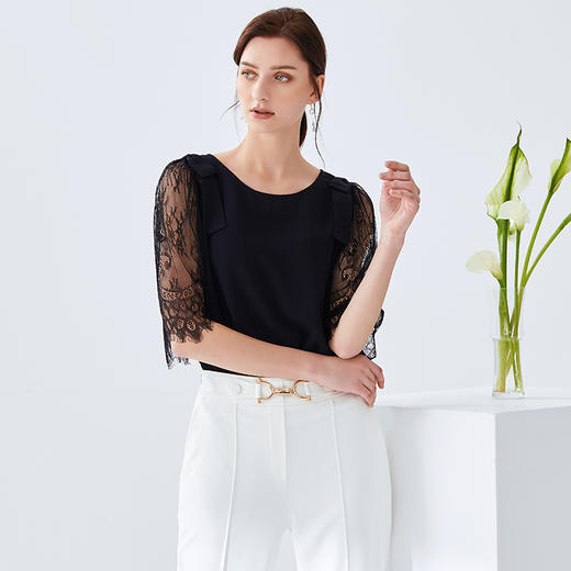 EITIE爱特爱夏季新款通勤职业OL圆领网纱蕾丝中袖宽松女上衣5913607 商品图1