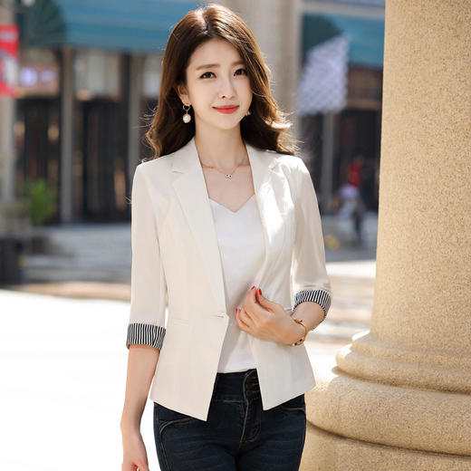 LZ-LY-2A8204韩版网红时尚气质大码修身休闲西服套装 商品图3