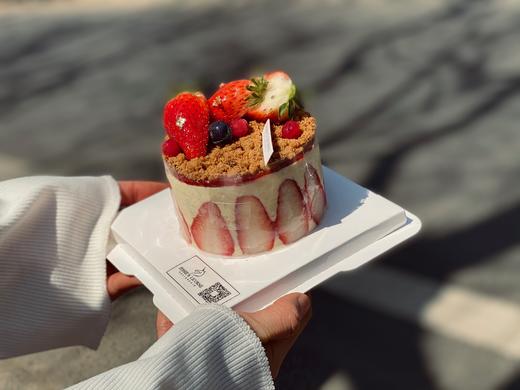 可做四寸——梦幻草莓慕斯 商品图1