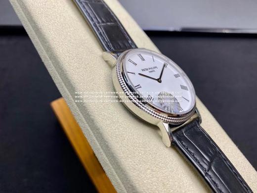 TW 古典 珍珠陀 【最高品质版本】百达翡丽古典表系列5120超薄自动机械表。简约至极 和原装一样的偏心珍珠陀机芯复制表。 鳄鱼皮表带，烧搪瓷盘面，包白金。仿表界第一枚偏心摆陀  百达翡丽古典5120 商品图3