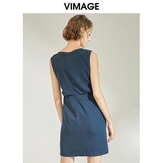 vimage纬漫纪夏季新款时尚高冷御姐风无袖圆领连衣裙黄色气质裙子V1107747 商品图3