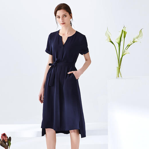 EITIE爱特爱夏季新款通勤V领干练OL收腰显瘦A字连衣裙长裙女5907661 商品图2