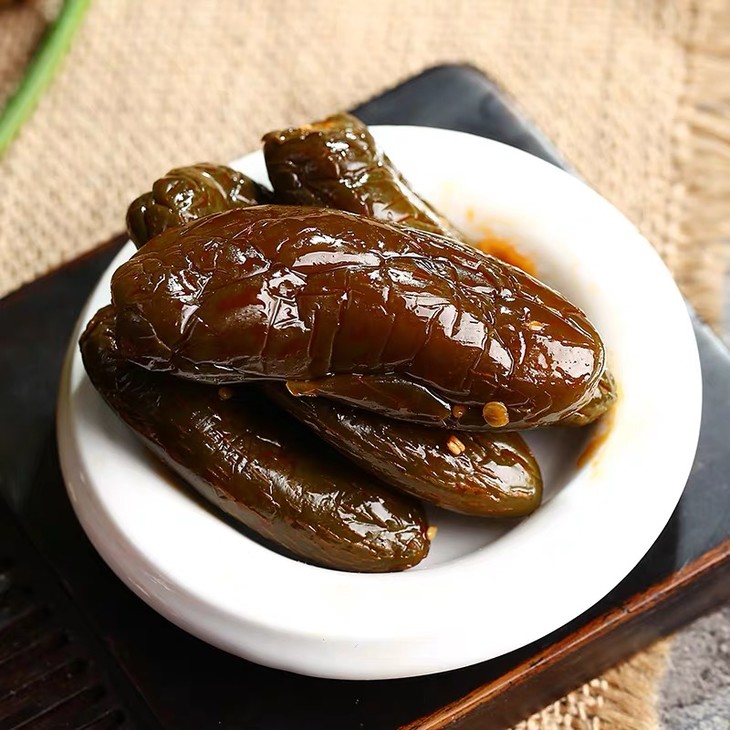 甄选特色油焖港椒