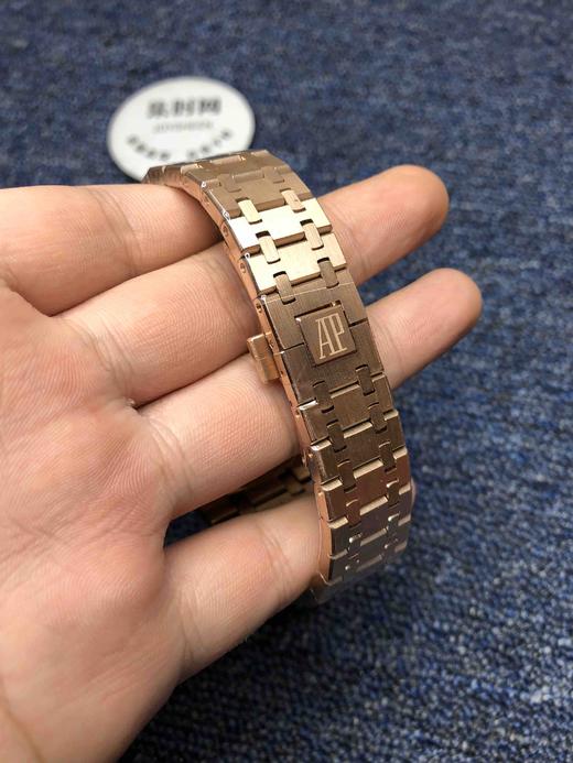 亲民版 爱彼皇家橡树系列AP15400
机芯：搭载进口西铁城 商品图6