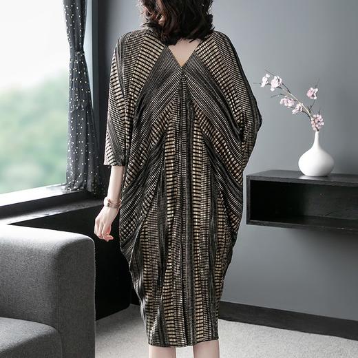 MQ-ME201春夏新款高端褶皱大码胖mm贵夫人连衣裙YY 商品图2