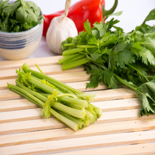 5件随意搭配顺丰包邮生态麦芹1斤装