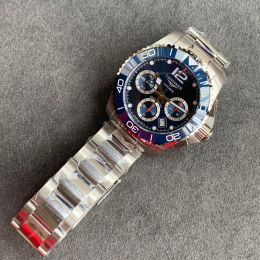 浪琴康卡斯计时系列，原装开模 工艺精湛。腕表直径为41毫米，表壳采用了精钢材质打造，单向旋转表圈 商品图8