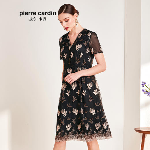 皮尔卡丹女装夏季新款黑色短袖V领蕾丝边连衣裙P0245DS57B3
 商品图1