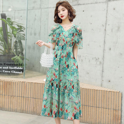 WZNH-WX80199夏季淑女气质五分袖V领A字裙连衣裙 商品图1