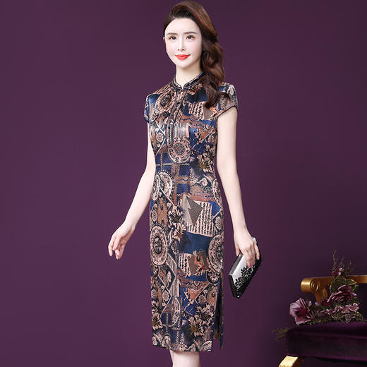 WXY-6065夏新款重磅真丝法式气质显瘦收腰中长款连衣裙 商品图0