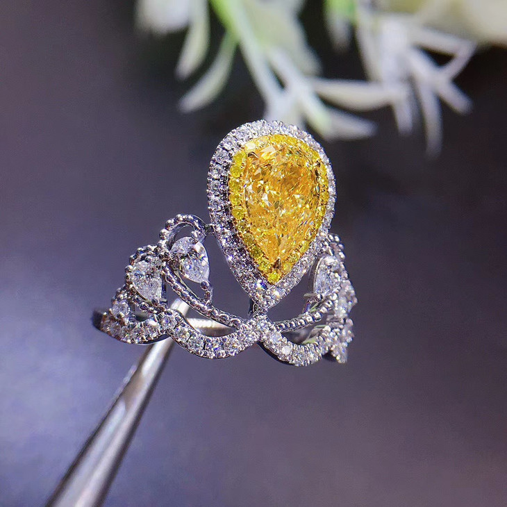 【新品gia黄钻】尚美巴黎皇冠女戒 fancy yellow 净度vs1 上手非常