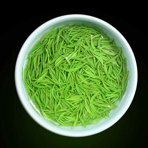 高山明前毛尖茶叶2020春茶嫩芽浓香型毛尖绿茶袋装明前芽茶陶瓷罐90g