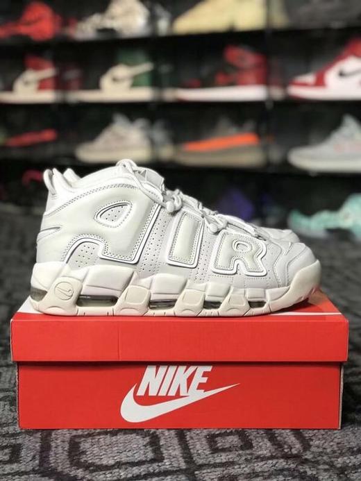Nike Air More UPTEMPO 耐克皮蓬系列公司级  白 银 李小龙   标权志龙上脚  Supreme三色拼接 Supreme联名金色大R   篮球鞋情侣鞋  大AIR皮蓬 涂鸦联名款 商品图3