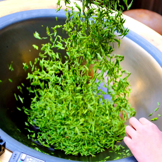 物喜 · 龙井茶糕 | 采用明前龙井茶粉制作，一口酥软，满口茶香 商品图4