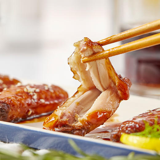 天农精选鸡中翅1斤  生态散养土鸡分割品 供港品质 鲜嫩多汁 吮骨留香 商品图8