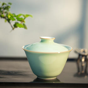 「茶器」豆青釉文心盖碗