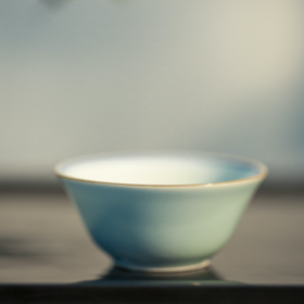 「茶器」天蓝釉若深杯