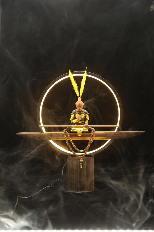 【经典之作】齐天大圣孙悟空LED文艺摆件 商品图0