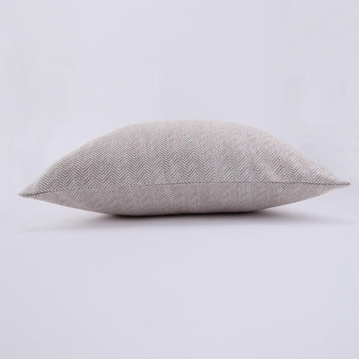 Sealy丝涟 浅黄色人字纹抱枕（单只） 商品图1