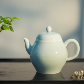 「茶器」天蓝釉君德壶