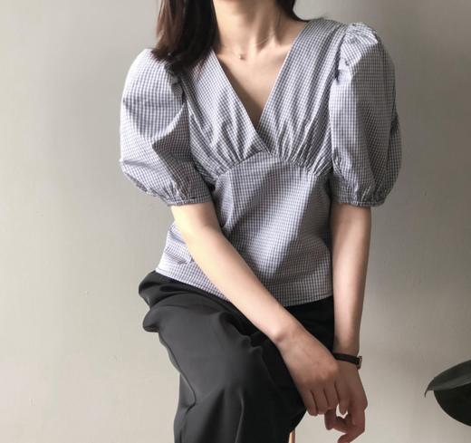 2020夏季韩版小清新衬衫女收腰短款V领泡泡袖格子上衣女 商品图2