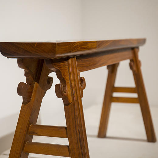 黄花梨夹头榫云纹条凳 商品图2