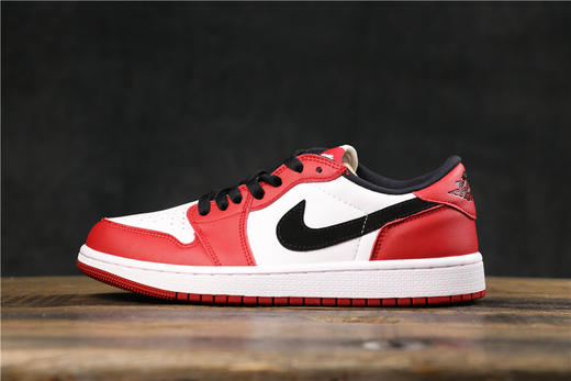 乔丹/Air Jordan aj1 AJ1 乔丹1代 乔1低帮系列 Air Jordan 1 Low OG “Chicago” 芝加哥白黑红货号：705329 商品图0