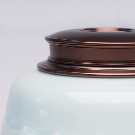 龙德堂陶艺 莲花青瓷 茶叶罐 (库存请咨询客服) 商品图3