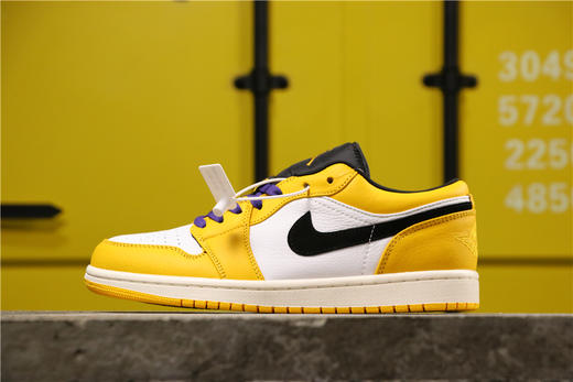 乔丹/Air Jordan aj1 AJ1 乔丹1代 乔1 乔1低帮系列 Air Jordan 1 low "Lakers"黒脚趾绿 黑红脚趾 黑扣碎新黑脚趾全白南海岸白黄湖人黑曜石黑黄脚趾珍珠奶茶 商品图1