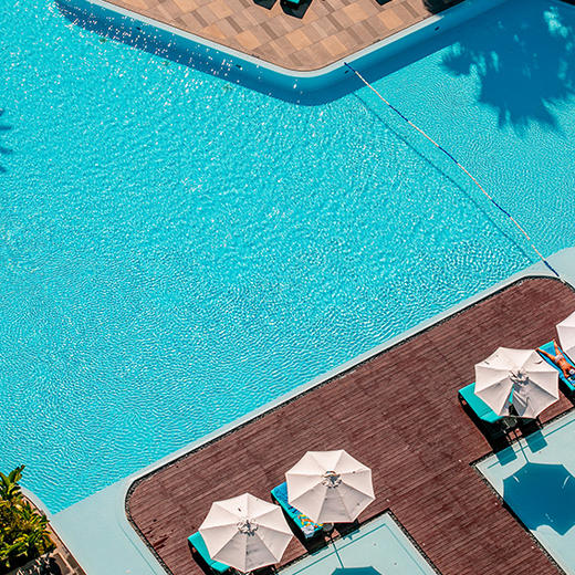 三亚傲途格酒店2晚起含早餐网红无边泳池海鲜自助晚餐 商品图1