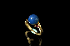 勋章·多米尼加蓝珀18K玫瑰金镶钻戒指