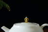 德化陶瓷 白瓷问天壶镶嵌青金 琥珀壶 商品缩略图10
