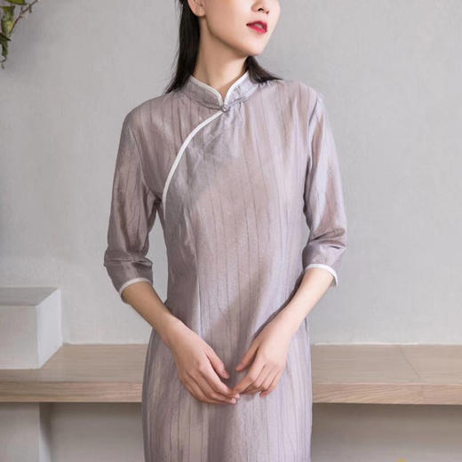 岐氏姐妹 新中式丝麻连衣裙领口手工盘扣斜襟棉麻连衣裙20-86DA499 商品图4