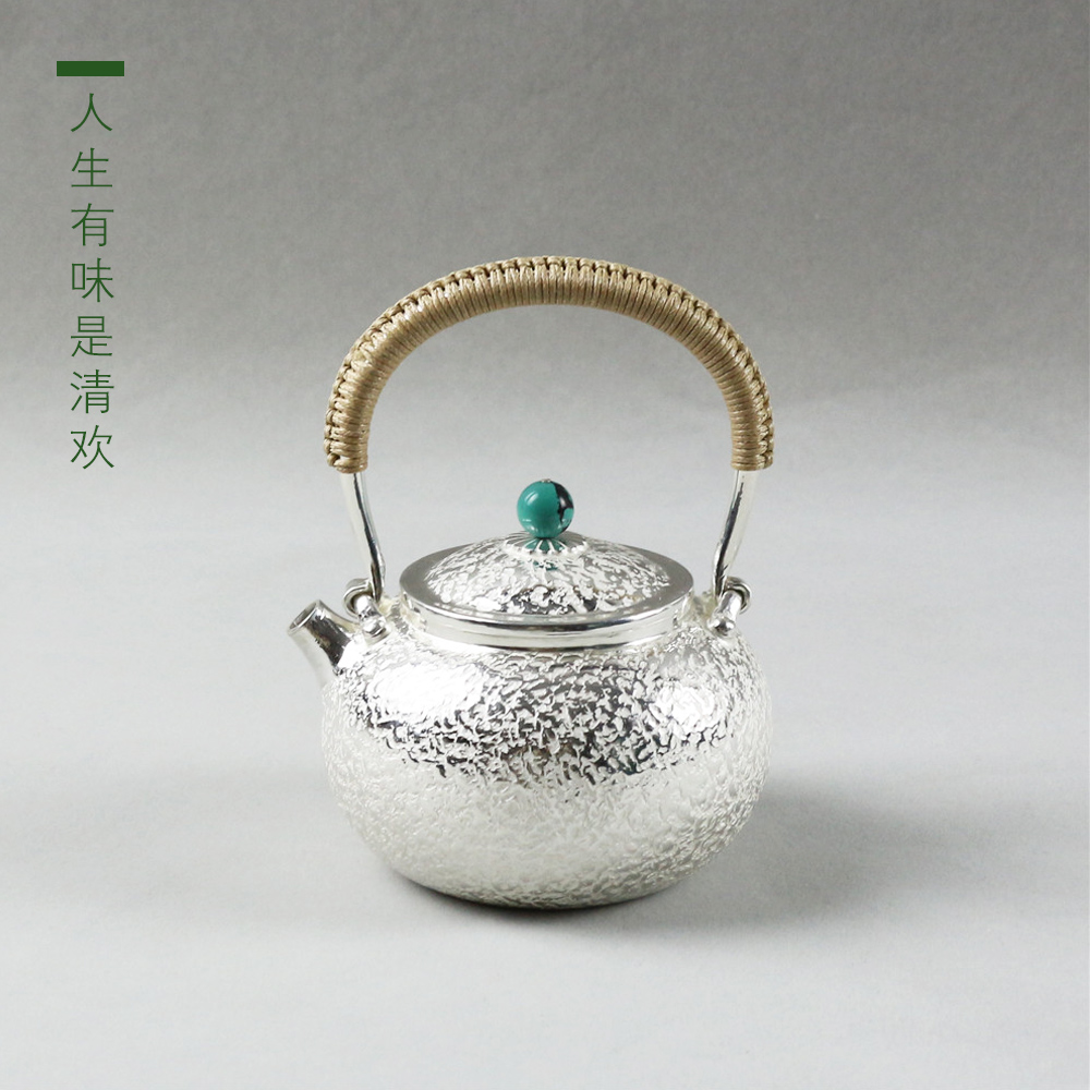 《岁月蚀痕》绿珠钮锈蚀纹银制手把壶（定）