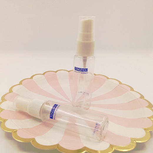 【30ml细雾喷瓶*3个】便携式喷壶 小塑料瓶 空瓶子 喷雾瓶 小水瓶 化妆品瓶子 30ml/个 商品图1