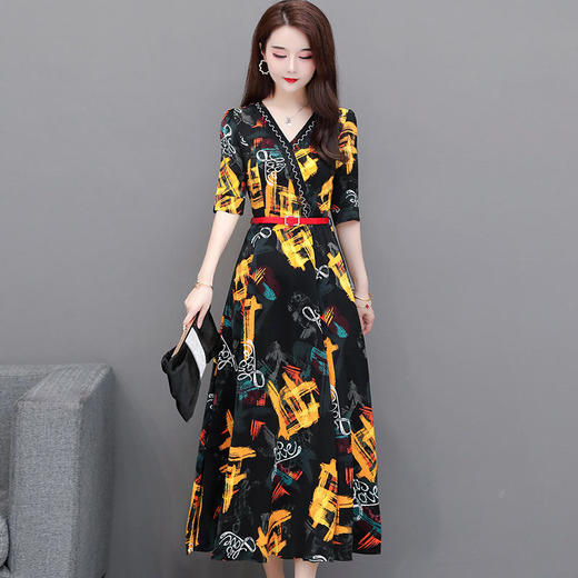 YWE AS209中袖V领印花过膝中长款优雅连衣裙 商品图2