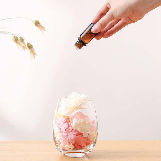 FaSoLa手工花瓣无火香薰精油家用香氛熏香室内厕所净化空气房间香水 商品图1